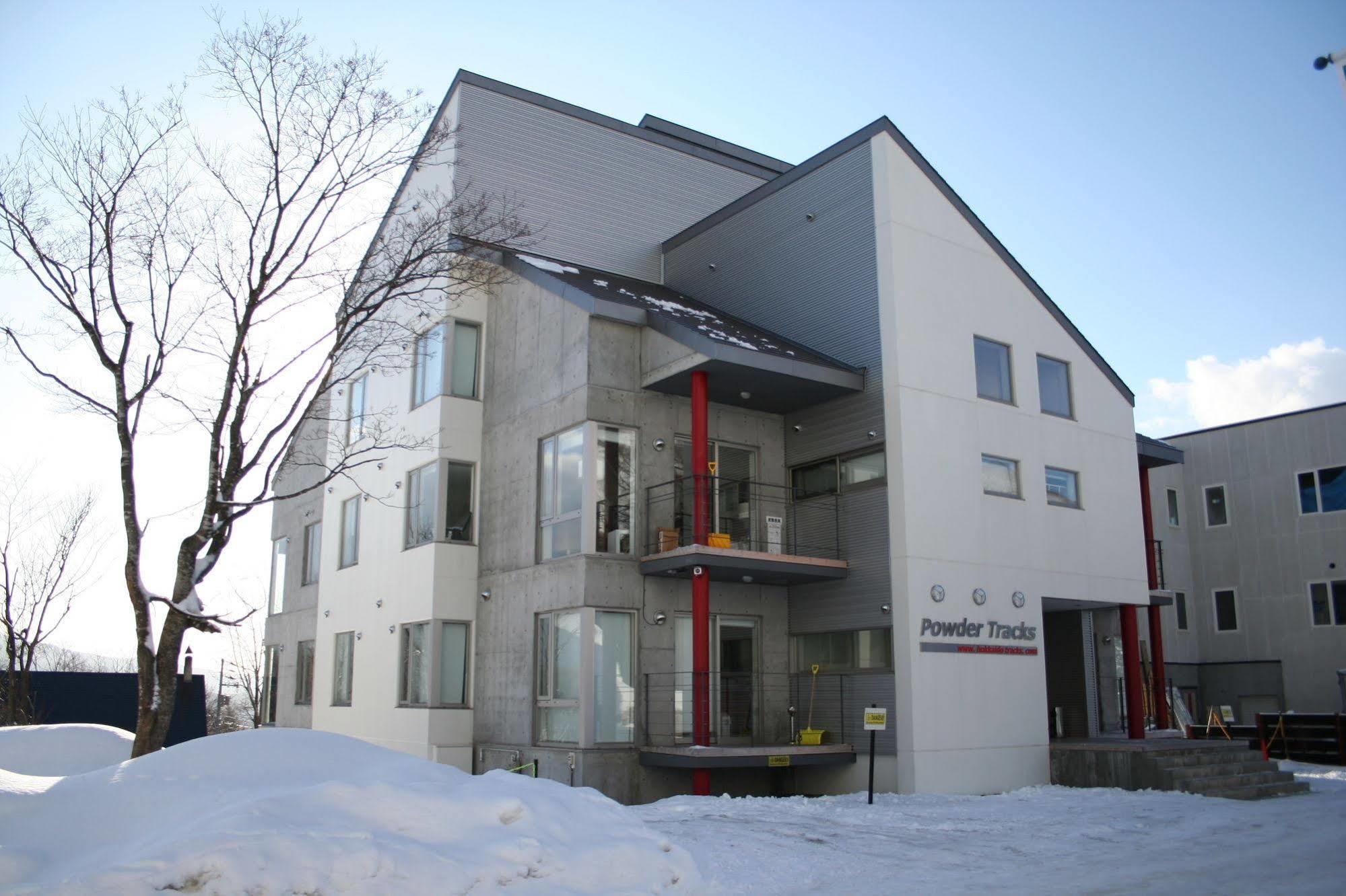 Powder Tracks Aparthotel Niseko Ngoại thất bức ảnh